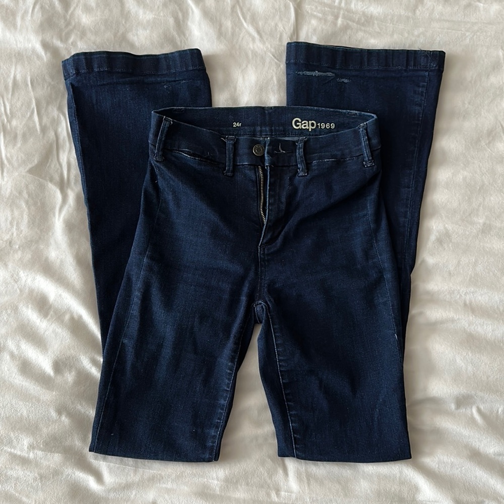 GAP 1969 flare jeans
